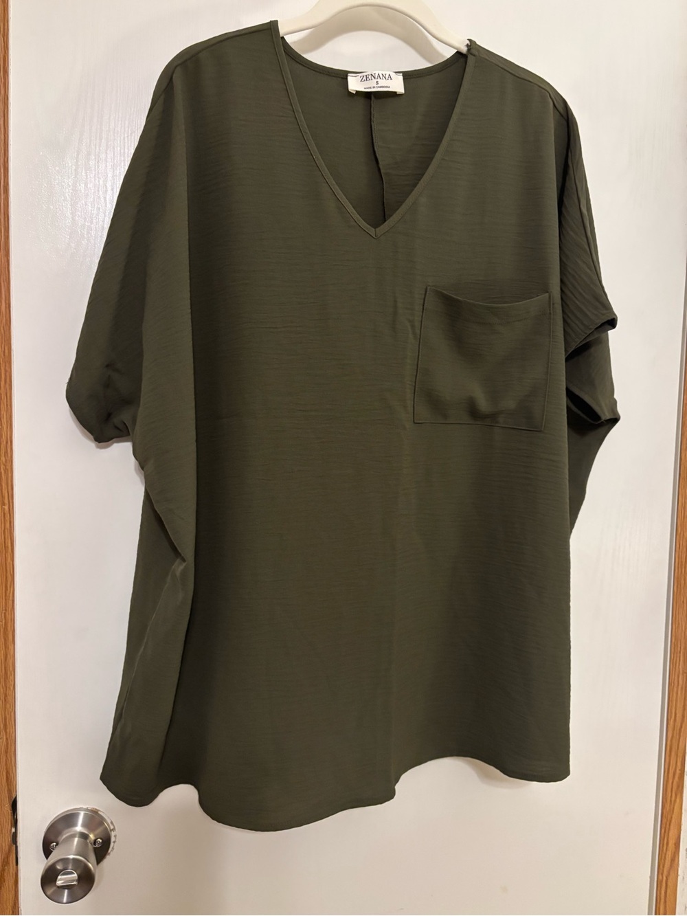 Zenana Outfitters Olive Green V‑Neck Pocket Tunic